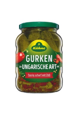 Kühne Castraveti intregi "UNGARISCHE ART", picanti cu ardei iute 670 g / 720 ml