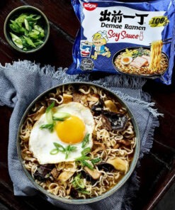 Alternatief beeld van Nissin Noodles Instant Demae Ramen Soy Sauce 100g